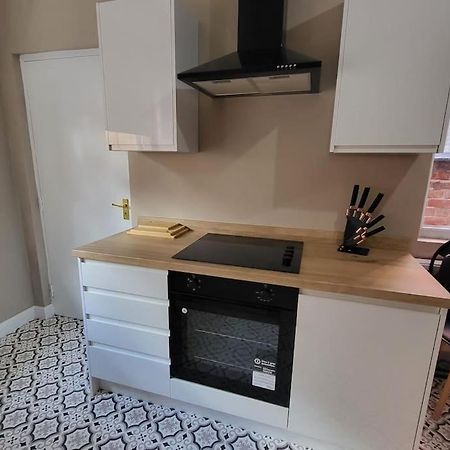 4 Bedroom House, 8 Min To City! Manchester Dış mekan fotoğraf